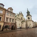 Central Warsaw Apartment - Great Location- Warsaw Stays- Freta