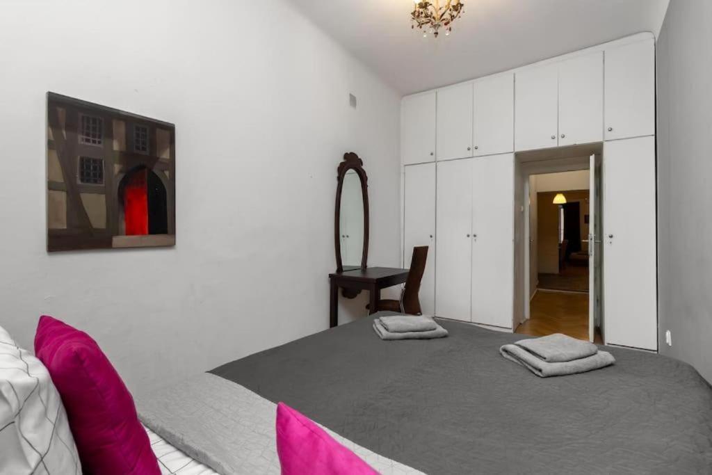 - Great Location- Stays- Freta Apartament