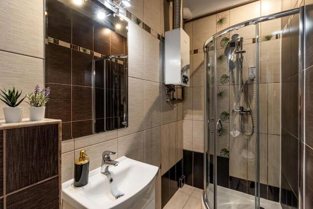 - Great Location- Stays- Freta Apartament